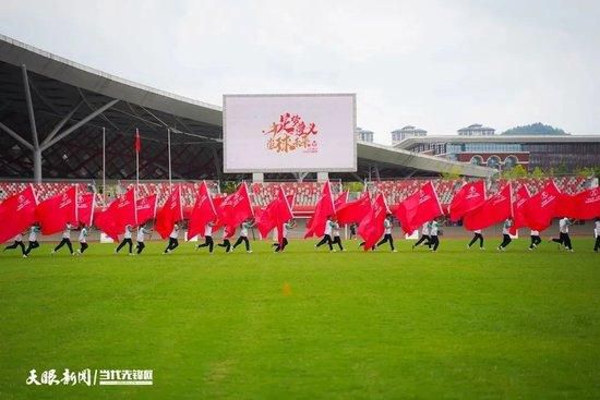 据《每日体育报》报道，巴萨正打算续约年轻前锋马克-吉乌，与此同时，后者也希望继续留在诺坎普球场实现梦想。